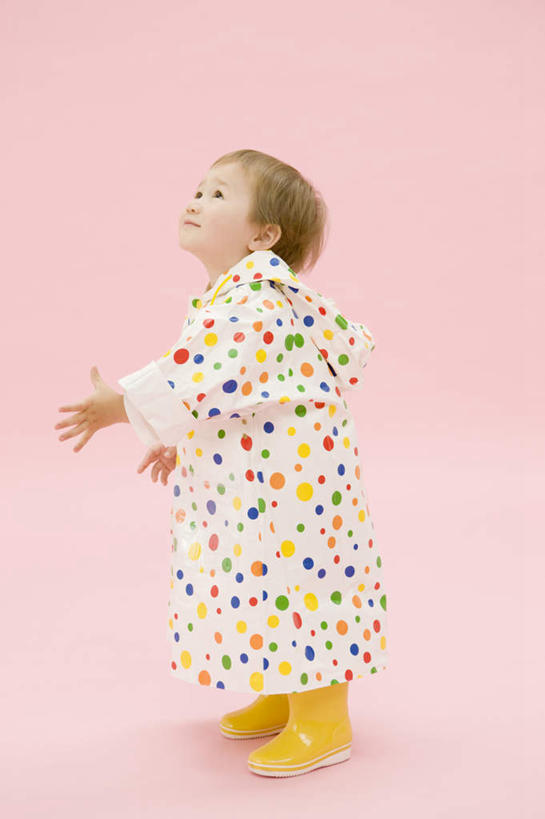 东方人,婴儿,儿童,一个人,站,笑,微笑,竖图,彩色,室内,白天,侧面,纯洁,亚洲,仅一个人,阴影,粉色背景,反射,影子,斑点,注视,黄种人,小孩,观察,看,站着,可爱,摄影,活泼,影棚,观看,保暖,察看,防寒,御寒,关注,宝宝,雨衣,透气,纯真,烂漫,无邪,防水,冲锋服,冲锋衣,防潮,户外用品,伶俐,天真,亚洲人,孩子,站立,彩图,全身,影棚拍摄,拍摄