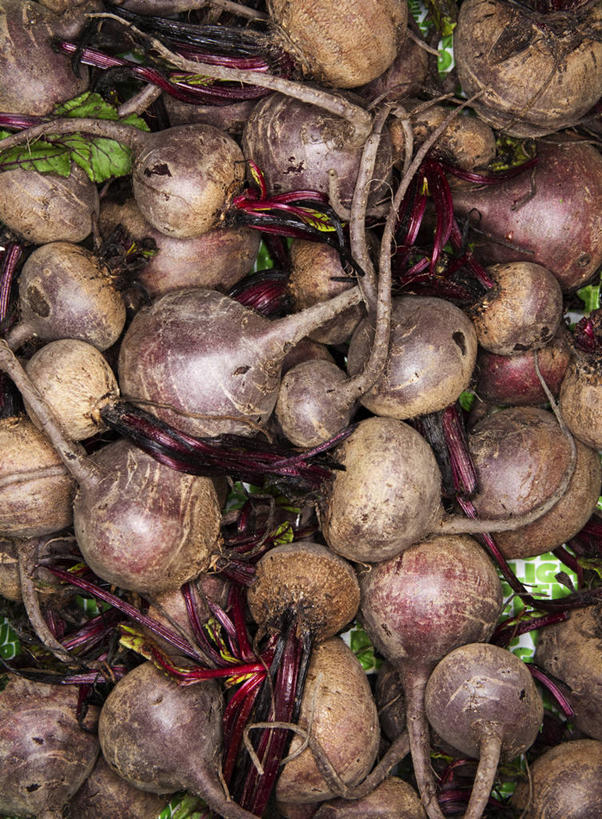 无人,竖图,俯视,室外,特写,白天,蔬菜,一堆,许多,堆叠,堆积,新鲜,食品,很多,甜菜,食物,紫色,有机食品,绿色食品,堆,菾菜,彩图,高角度拍摄