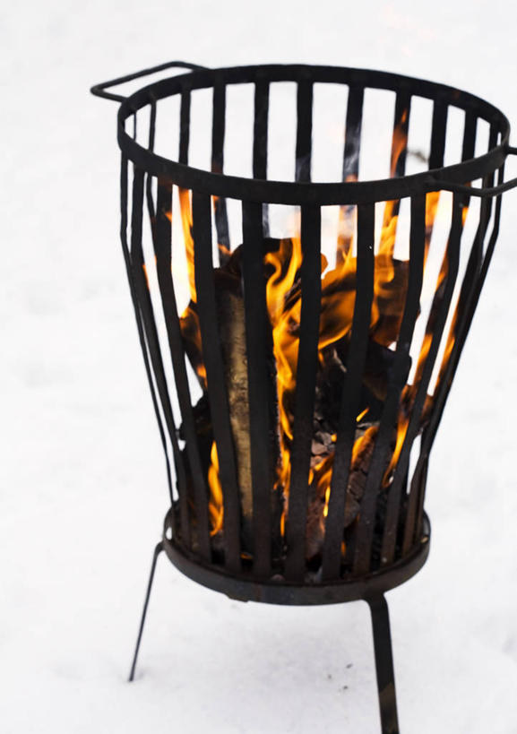 无人,竖图,室外,白天,正面,热情,美景,火,火焰,景观,燃烧,自然,容器,景色,储藏,储存,自然风光,露营,野营,宿营,彩图,贮存