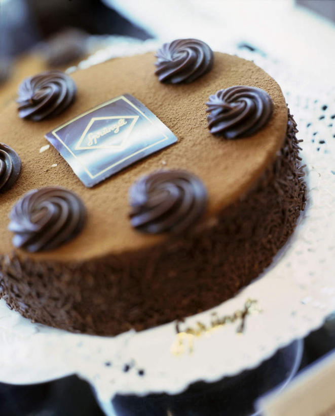 点心,无人,竖图,俯视,室内,特写,白天,下午茶,静物,食品,糖,糖果,甜点,甜品,食物,糕点,一个,甜食,巧克力,单个,朱古力,彩图,高角度拍摄,蛋糕