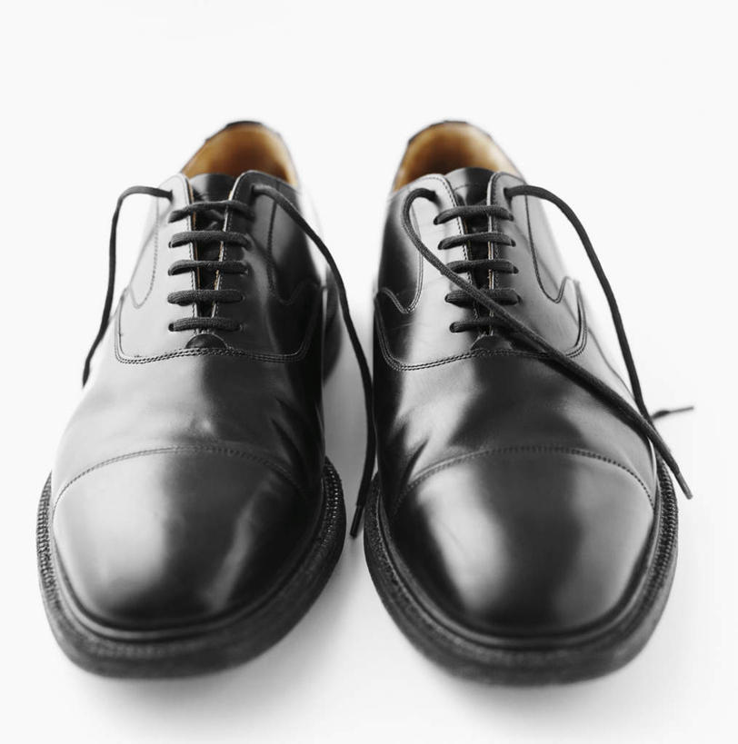 无人,竖图,俯视,室内,特写,白天,白色背景,鞋,静物,鞋子,一双,皮革,黑色,摄影,影棚,彩图,高角度拍摄,影棚拍摄,皮鞋,拍摄