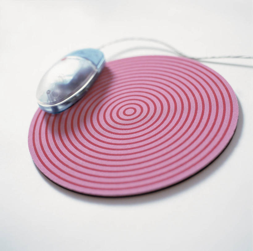 无人,横图,俯视,室内,特写,白天,白色背景,鼠标,静物,阴影,反射,圆形,图形,影子,圆,鼠标垫,几何,输入设备,一个,粉色,垫子,摄影,影棚,单个,便利,舒适,数学,彩图,高角度拍摄,影棚拍摄,拍摄,几何图形,平面图形
