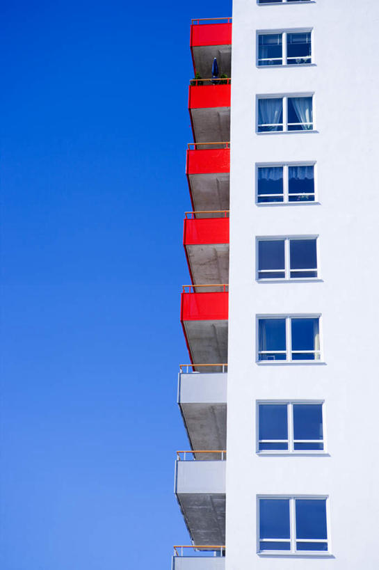 无人,高楼大厦,竖图,室外,白天,仰视,度假,美景,窗户,城市风光,标志建筑,城市,大厦,地标,建筑,摩天大楼,瑞典,欧洲,阴影,光线,影子,墙,景观,娱乐,建设,玻璃窗,墙壁,墙面,阳光,享受,休闲,景色,放松,斯堪的纳维亚,北欧,斯堪的纳维亚半岛,哥德堡,瑞典王国,彩图,低角度拍摄,大楼,高层建筑,高楼,摩天楼