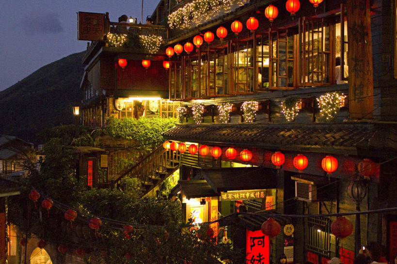 无人,横图,旅游,日落,建筑,照明,台湾,中国,亚洲,灯笼,纸灯笼,宏伟,传统,风景,黄昏,灯具,茶馆,地标建筑,摄影,照亮,照明设备,中国文化,东亚,彩图,旅行,餐馆,传统文化