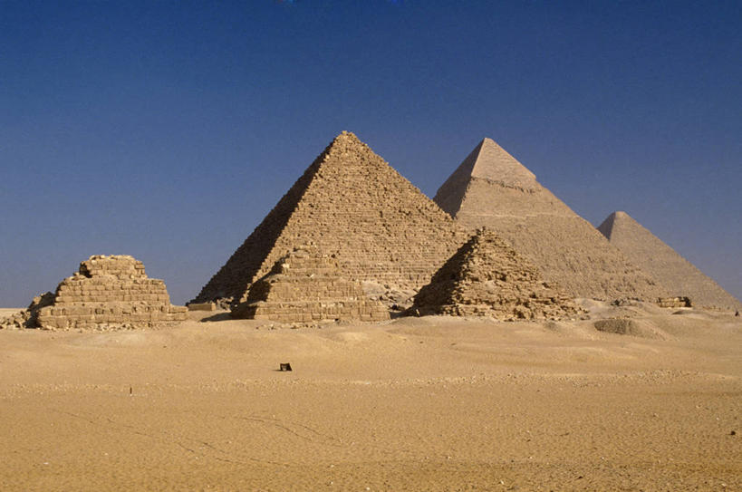 无人,横图,室外,沙漠,建筑,非洲,埃及,开罗,沙子,地形,陆地,首都,图像,历史,风景,地标建筑,金字塔,摄影,考古学,都市风光,埃及文化,吉萨,彩图,旅行,过去