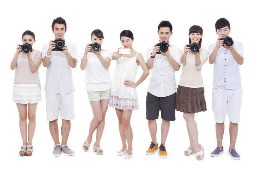 东方人,成年人,人群,站,举,微笑,横图,留白,白色背景,正面,时尚,快乐,通讯,友谊,幸福,手机,相机,北京,中国,亚洲,并排,拿着,休闲装,拍照,数码相机,叉腰,乐趣,摄影,影棚,生活方式,单反相机,便利,享乐,摄影棚,肖像,出示,合伙,智能手机,东亚,发展,集体照,团结,男人,男性,年轻男性,年轻女性,女人,女性,亚洲人,中国人,年轻人,休闲活动,彩图,影棚拍摄,欢乐,拍摄,挨着