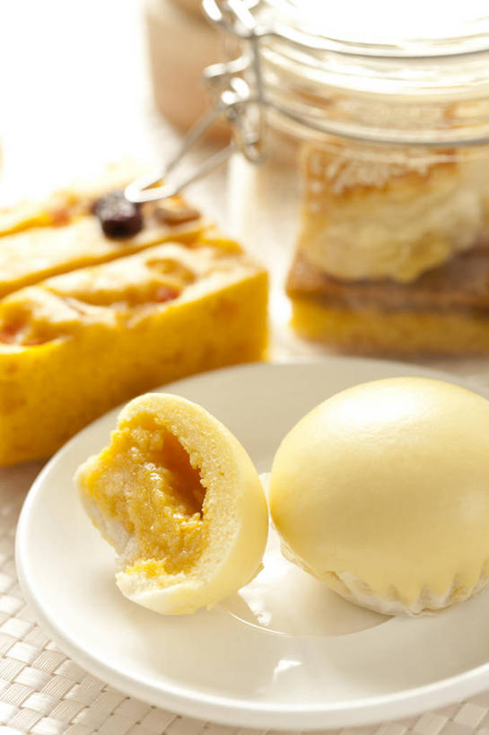 点心,无人,竖图,彩色,特写,静物,餐具,中国,亚洲,装饰,美味,食品,小吃,饮食,盘子,甜食,诱惑,摄影,五颜六色,色彩斑斓,膳食,五彩缤纷,东亚,蒸菜,五彩斑斓,五光十色,彩图,影棚拍摄,流沙包