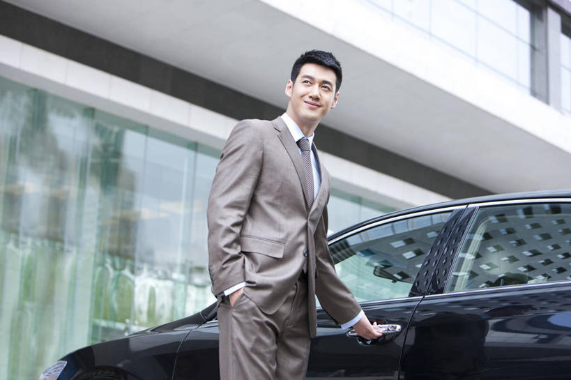 东方人,成年人,一个人,商务人士,商务男性,站,微笑,横图,室外,白天,衬衫,商务,快乐,幸福,智慧,信心,城市,汽车,北京,中国,亚洲,仅一个男性,仅一个人,开,套装,正装,现代,仅一个年轻男性,职业,财富,摄影,领导,经理,都市风光,商务装,工薪阶层,东亚,把握,男人,男性,年轻男性,亚洲人,中国人,年轻人,白领,商人,上班族,彩图,衬衣,短发,首席执行官,掌控