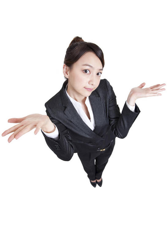 东方人,成年人,一个人,商务人士,商务女性,站,竖图,俯视,留白,白色背景,正面,商务,时尚,幸福,北京,中国,亚洲,仅一个年轻女性,仅一个女性,仅一个人,套装,正装,手势,休闲,放松,活力,耸肩,摄影,影棚,生活方式,摄影棚,商务装,工薪阶层,东亚,年轻女性,女人,女性,亚洲人,中国人,年轻人,白领,上班族,彩图,高角度拍摄,影棚拍摄,拍摄,办公室职员,打手势,广角拍摄