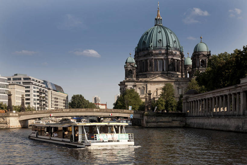 无人,教堂,横图,室外,河流,德国,欧洲,桥,首都,图像,柏林,柏林大教堂,风景,地标建筑,摄影,流动,宗教建筑,都市风光,彩图,旅行