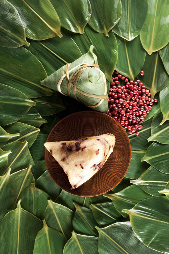 无人,竖图,特写,静物,叶子,端午节,节日,螺旋,食品,粽子,绿色,盘子,摄影,清新,中国文化,赤豆,东亚文化,彩图,影棚拍摄,传统文化,传统节日