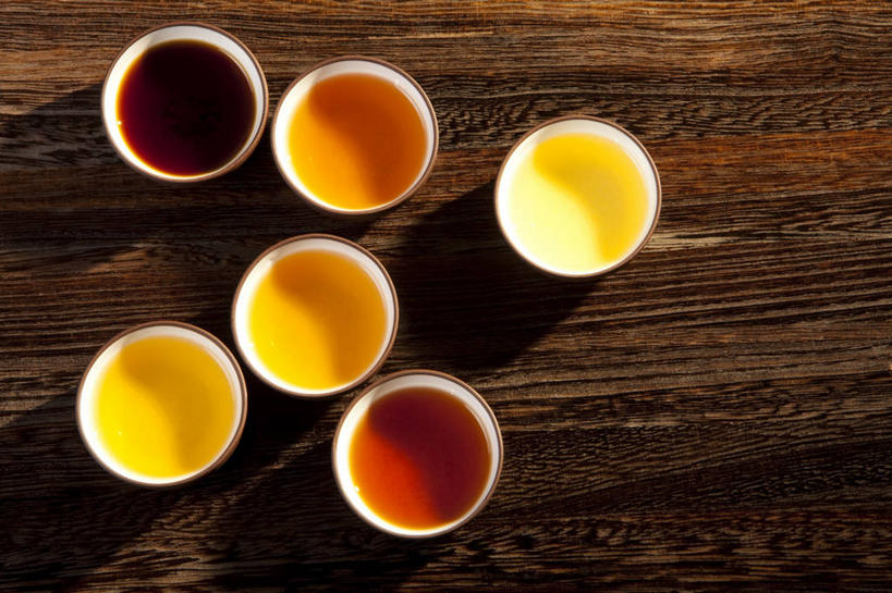 无人,横图,室内,茶,桌子,静物,亚洲,木制,圆形,材料,瓷器,茶道,茶叶,陶瓷制品,茶馆,安静,摄影,有机食品,生活方式,茶色,高雅,中国文化,热饮,茶杯,彩图,传统文化