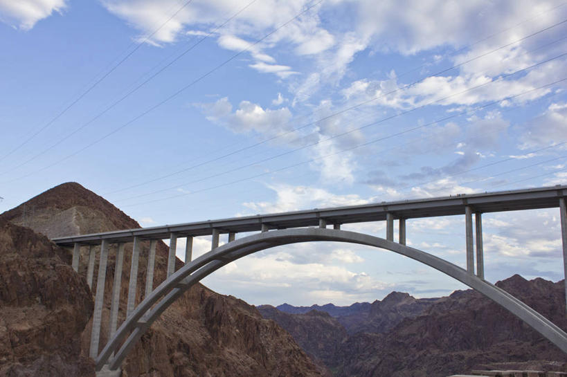 无人,横图,室外,白天,旅游,石头,峡谷,建筑,美国,石子,云,桥,山谷,宏伟,蓝色,风景,天空,地标建筑,摄影,岩层,胡佛大坝,内华达州,地貌,自然地理,石块,岩石,彩图,旅行