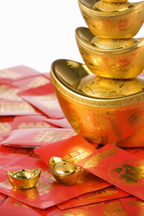 竖图,俯视,室内,正面,桌子,北京,中国,春节,亚洲,墙,财富,摄影,古董,繁荣,元旦,彩图,高角度拍摄,影棚拍摄,元宝,传统节日