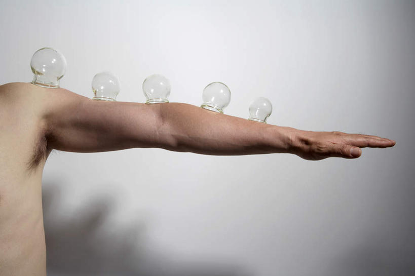 中年人,一个人,病人,医院,横图,室内,留白,正面,仰视,北京,中国,亚洲,传统,摄影,医疗工具,解决,中国人,彩图,低角度拍摄,门诊部