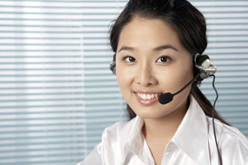 脸,头,脸颊,一个人,秘书,坐,微笑,横图,俯视,留白,正面,通讯,信心,技术,北京,中国,亚洲,小贩,服装,工作,听,肩膀,衣服,看,服务,凝视,摄影,服饰,便利,专心,呼叫中心,解释,衣着,穿着,肖像,盲人,放音设备,衣饰,无忧无虑,年轻女性,中国人,年轻人,头部,脸部,脸蛋,面部,彩图,高角度拍摄,办公室职员,操作员