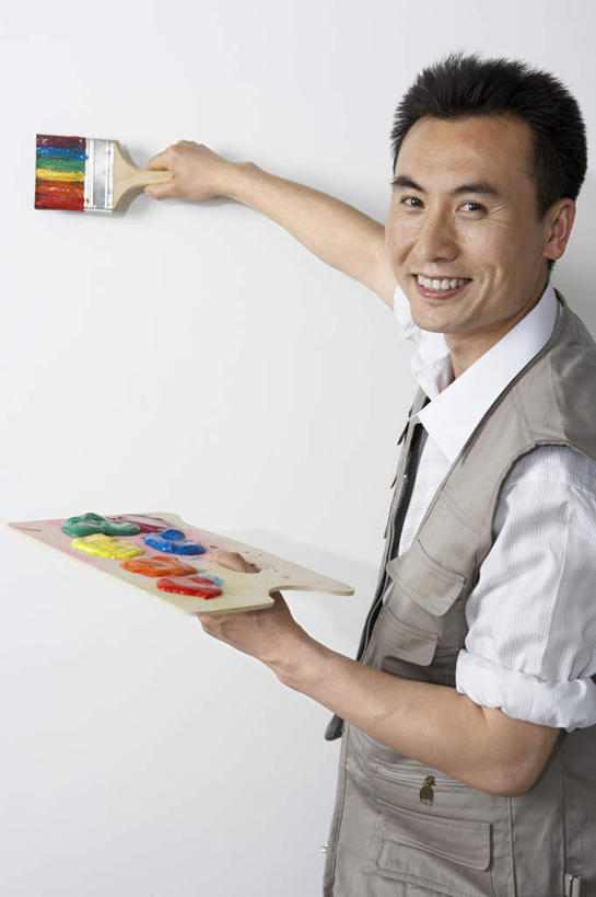 东方人,成年人,一个人,设计师,工程师,建筑工人,办公室,站,笑,微笑,露齿笑,竖图,插画,室内,特写,侧面,衬衫,商务,绘画,快乐,满意,信心,建筑业,数码,科技,装修,亚洲,阴影,艺术,装饰,网络,瓷器,围墙,高光,几何,计算机图形,古典,合成,刷,图画,拿着,休闲装,文化,画,工人,画笔,工艺品,建筑工地,品味,职业,马甲,美术,电脑合成图,数码合成图,创造力,调色板,高雅,享乐,练习,合成图,运送,出示,改变,油漆工,漫画,东亚,北京市,写实,具体,具象,美学,快活,欢愉,康乐,技能,男人,男性,年轻男性,亚洲人,中国人,年轻人,员工,半身,彩图,高兴,匠人,劳动者,体力工,壁纸刷,改进,油画颜料