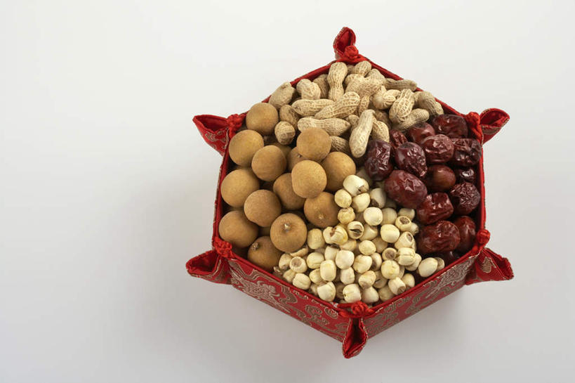 横图,特写,白色背景,花生,水果,许多,丰富,六边形,食品,坚果,很多,小吃,饮食,排列,一个,碗,摄影,多样,单个,清新,中国文化,选择,枣椰子,健康食物,豆科植物,彩图,影棚拍摄,坚果壳