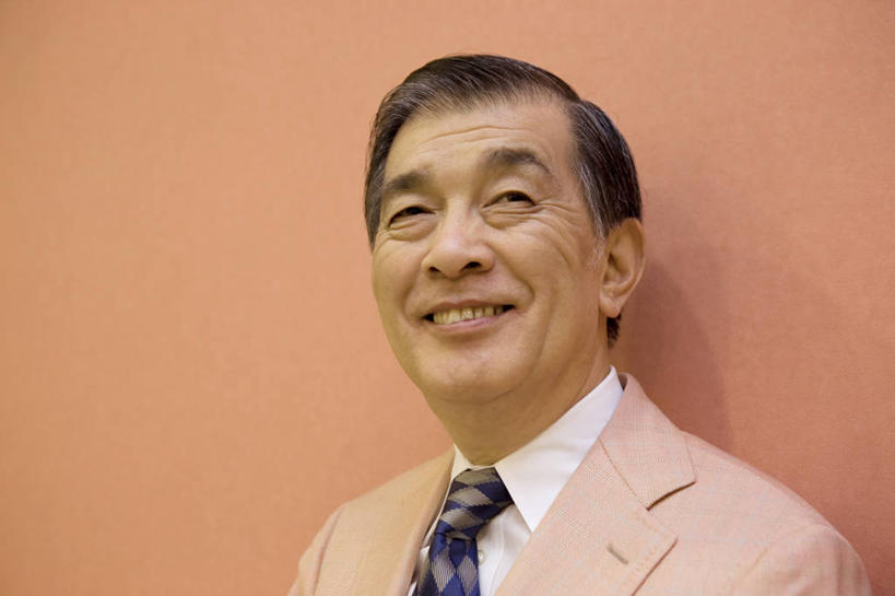 东方人,老年人,家庭,笑,微笑,室外,温暖,温馨,一家人,和睦,退休,肖像,男人,男性,亚洲人,彩图,融洽