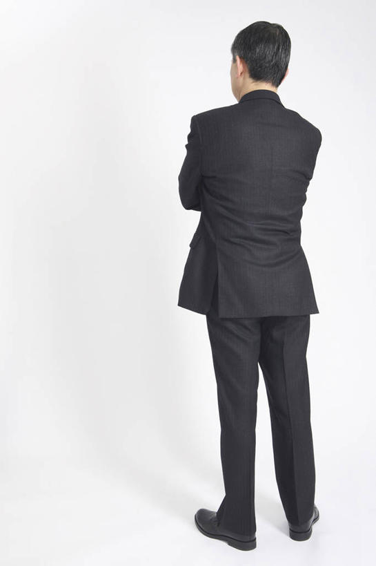 东方人,中年人,办公室,室内,白色背景,商务,职业,生活方式,肖像,足,男人,男性,亚洲人,彩图,影棚拍摄