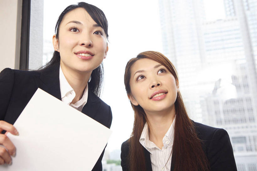 东方人,两个人,同事,商务人士,商务女性,办公室,商务,成功,合作,团队,集体,信心,窗户,套装,队伍,领导,经理,成就,商务装,合伙,领袖,工薪阶层,年轻男性,女人,亚洲人,白领,上班族,彩图