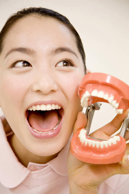 东方人,微笑,室内,白色背景,干净,模型,生活方式,面罩,肖像,女人,亚洲人,年轻人,彩图,影棚拍摄,门诊部