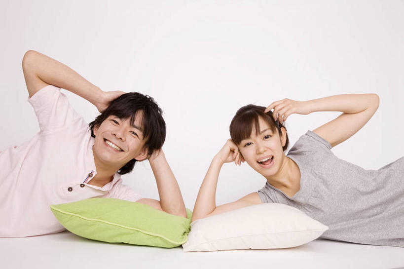 东方人,两个人,夫妻,笑,微笑,爱情,友谊,亚洲,浪漫,恩爱,放松,恋人,男人,男性,女人,亚洲人,年轻人,夫妇,情侣,彩图,伴侣