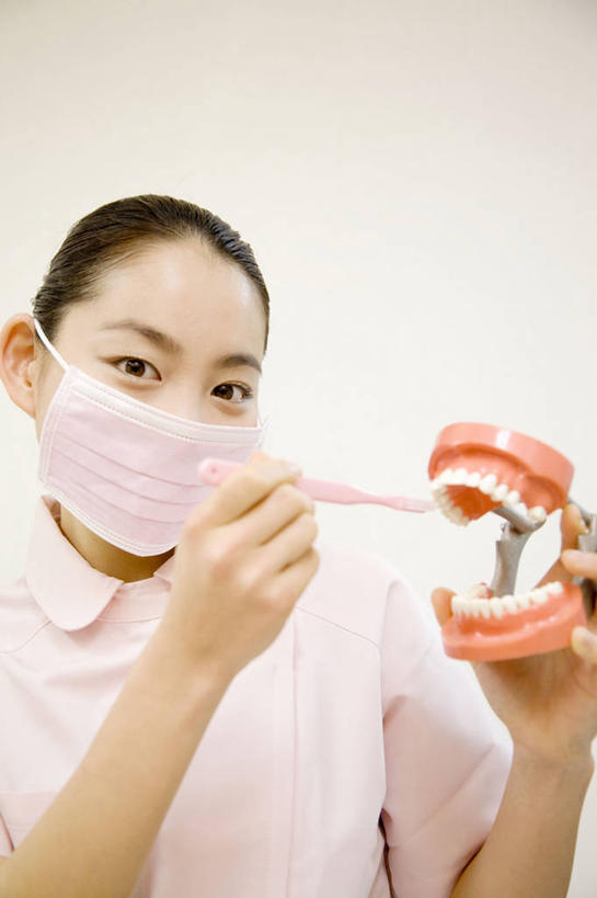 东方人,微笑,室内,白色背景,工作,牙刷,干净,模型,生活方式,面罩,肖像,女人,亚洲人,年轻人,彩图,影棚拍摄,门诊部