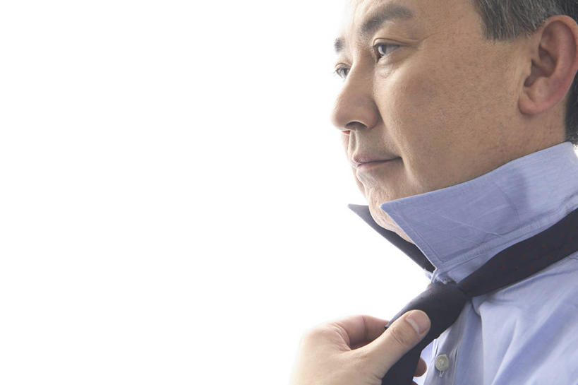 东方人,中年人,室内,白色背景,商务,生活方式,肖像,男人,男性,亚洲人,彩图,影棚拍摄,首席执行官