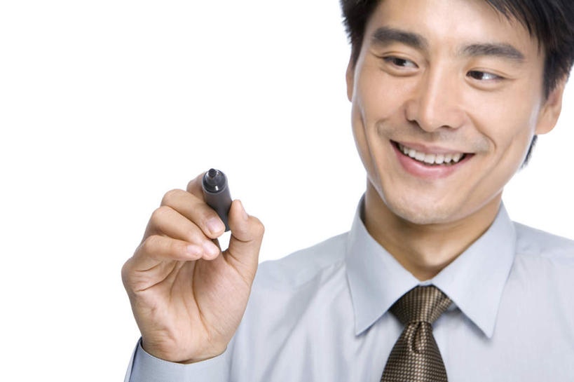 东方人,成年人,脸,头,脸颊,一个人,商务人士,商务男性,站,微笑,白色背景,侧面,衬衫,商务,快乐,幸福,中国,亚洲,仅一个男性,仅一个人,写,套装,透明,工作,领带,拿着,肩膀,水笔,仅一个年轻男性,白板,职业,摄影,影棚,灵感,组织,专心,经理,摄影棚,商务装,工薪阶层,东亚,男人,男性,年轻男性,亚洲人,中国人,年轻人,头部,脸部,脸蛋,面部,白领,上班族,彩图,影棚拍摄,衬衣,拍摄,毡尖笔,办公室职员