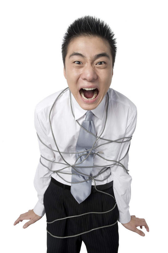 东方人,成年人,一个人,商务人士,商务男性,留白,白色背景,正面,衬衫,商务,中国,仅一个男性,仅一个人,套装,生气,环绕,缠绕,包装,电缆,方向,仅一个年轻男性,职业,压力,摄影,奋斗,影棚,幽默,忧虑,摄影棚,商务装,问题,纠缠,工薪阶层,东亚,人质,计算机电缆,男人,男性,年轻男性,亚洲人,中国人,年轻人,白领,上班族,半身,彩图,影棚拍摄,衬衣,拍摄