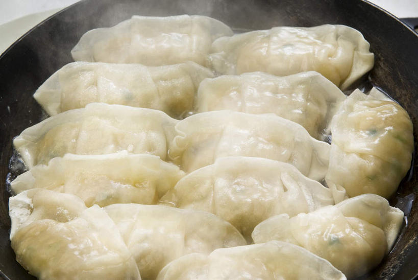 无人,横图,俯视,室内,静物,许多,准备,蒸汽,食品,饺子,很多,饮食,摄影,煎锅,清新,中国文化,东亚文化,健康食物,彩图,高角度拍摄