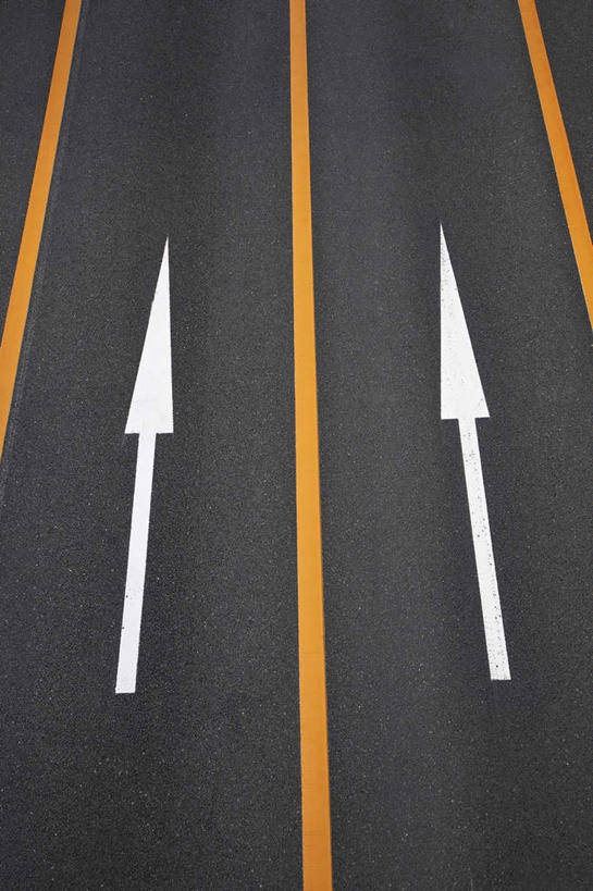 无人,竖图,俯视,室外,留白,路,箭,摄影,动作,彩图,高角度拍摄