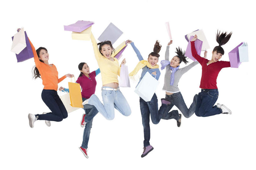 东方人,成年人,一个人,人群,跳,举,笑,微笑,露齿笑,横图,留白,白色背景,正面,购物,快乐,兴奋,友谊,消费,中国,亚洲,仅一个年轻女性,仅一个女性,仅一个人,连接,欢呼,丰富,庆祝,购物袋,半空,拿着,牛仔裤,休闲装,刺激,社区,托,张嘴,夸张,零售,享乐,愉悦,张大嘴巴,东亚,北京市,无忧无虑,年轻女性,女人,女性,亚洲人,中国人,年轻人,张开嘴,休闲活动,举起,举手,举着,向上举,向上伸,向上托,彩图,影棚拍摄,欢乐,团购,挨着