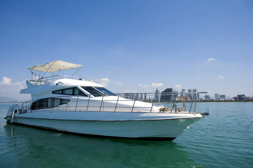 无人,横图,室外,白天,留白,正面,锻炼,快乐,比赛,运动,竞争,海洋,水,船,三亚,日光,亚洲,瓷器,海岸线,游艇,娱乐,蓝色,风景,天空,夏天,休闲,运输,宁静,体育运动,华贵,东亚,海南岛,万里无云,清水市,体育,健身