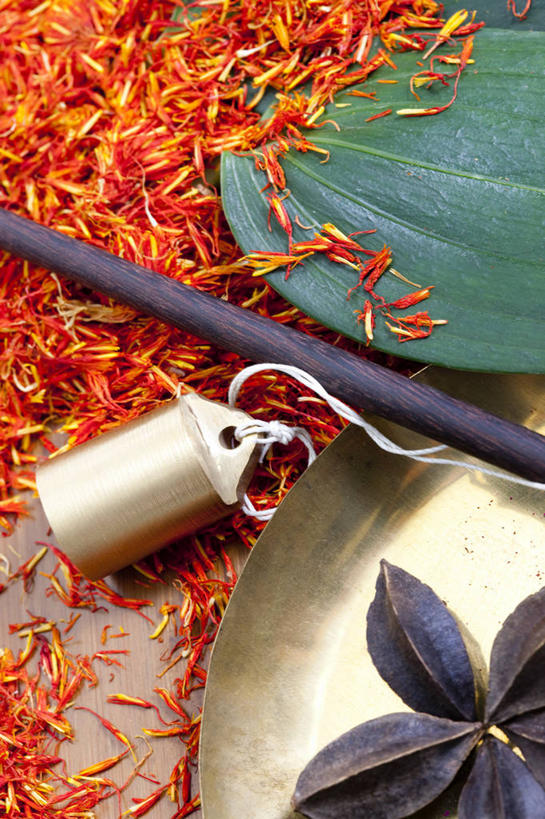 无人,竖图,特写,植物,静物,北京,中国,亚洲,药,食品,草药,药草,饮食,中药,饮料,干花,红花,摄影,有机食品,影棚,多样,中国文化,摄影棚,药材,中草药,营养品,中医,东亚,健康食物,中药材,本草,秤砣,秤,彩图,影棚拍摄,拍摄,木通,传统文化