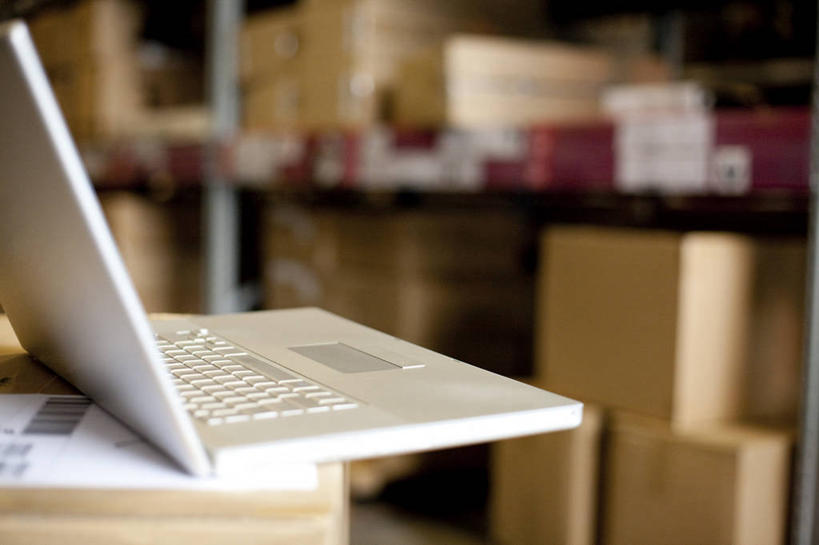 无人,横图,室内,商务,笔记本电脑,技术,北京,中国,亚洲,敲打,堆叠,商品,纸箱,过道,联系,仓库,输入,架子,盒子,打字,工业,运输,摄影,点击,敲击,效率,东亚,物流,无线电技术,按键,计算机,彩图,海上运输