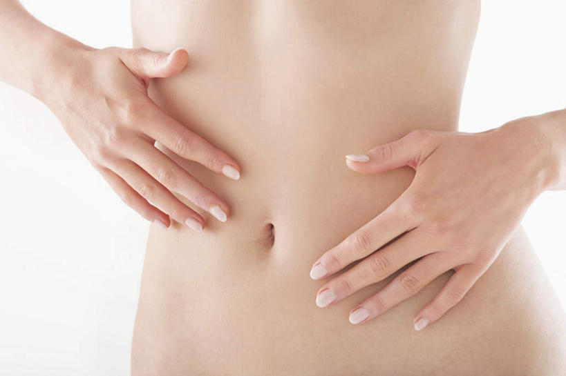 西方人,手,腹部,一个人,摸,横图,室内,特写,白天,白色背景,正面,欧洲,欧洲人,双手,仅一个年轻女性,仅一个女性,仅一个人,抚摸,裸露,手部,摄影,影棚,赤裸,裸,尤物,年轻女性,女人,女性,白种人,腹,肚子,触摸,接触,半身,彩图,影棚拍摄,拍摄,佳丽,丽人,美人