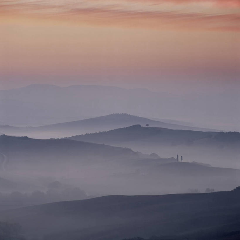 无人,方图,室外,白天,正面,旅游,度假,石头,美景,日落,山,山脉,雾,意大利,欧洲,阴影,朦胧,模糊,光线,石子,影子,景观,山顶,山峰,晚霞,霞光,落日,山峦,娱乐,阳光,自然,黄昏,群山,享受,休闲,景色,彩霞,放松,迷雾,托斯卡纳,锡耶纳,南欧,自然风光,皮恩扎,沉积岩,意大利共和国,托斯卡纳大区,颠峰,极峰,夕照,薄暮,水成岩,石块,岩石,大雾,夕阳,彩图,傍晚,斜阳