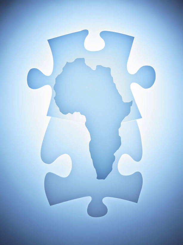 无人,竖图,室内,特写,白天,正面,游戏,数码,科技,道路,地图,玩具,非洲,阴影,透明,反射,网络,信息,影子,交通,高光,几何,计算机图形,玩,合成,方向,娱乐,蓝色,休闲,益智,引导,指引,活动,电脑合成图,数码合成图,合成图,发泄,消遣,智力,七巧板,写实,具体,具象,宣泄,理智,沉静,阿非利加洲,冷色,高深,冷淡,七巧图,智慧板,玩耍,嬉戏,彩图,导航