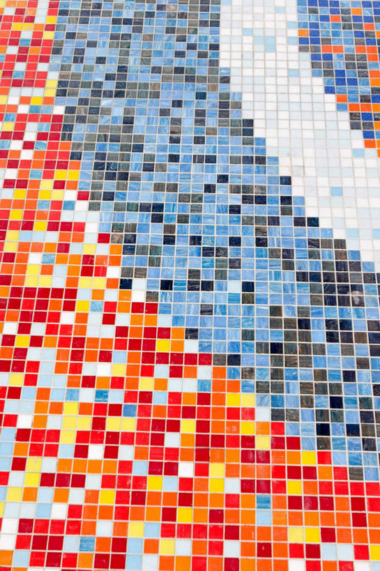 无人,竖图,俯视,室外,特写,白天,一排,许多,花纹,整齐,马赛克,图案,墙,墙壁,墙面,排列,颜色,五颜六色,队列,五彩缤纷,彩图,高角度拍摄