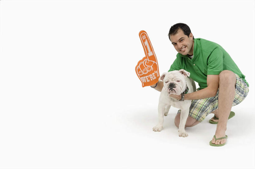 西方人,一个人,站,蹲,抱,横图,俯视,室内,白天,白色背景,宠物,狗,欧洲,欧洲人,仅一个男性,仅一个人,一条,沙皮狗,仅一个年轻男性,白色,动物,站着,可爱,摄影,影棚,抱着,搂着,忠诚,沙皮,沙皮犬,男人,男性,年轻男性,白种人,犬,蹲着,搂,搂抱,站立,彩图,高角度拍摄,全身,影棚拍摄,拍摄