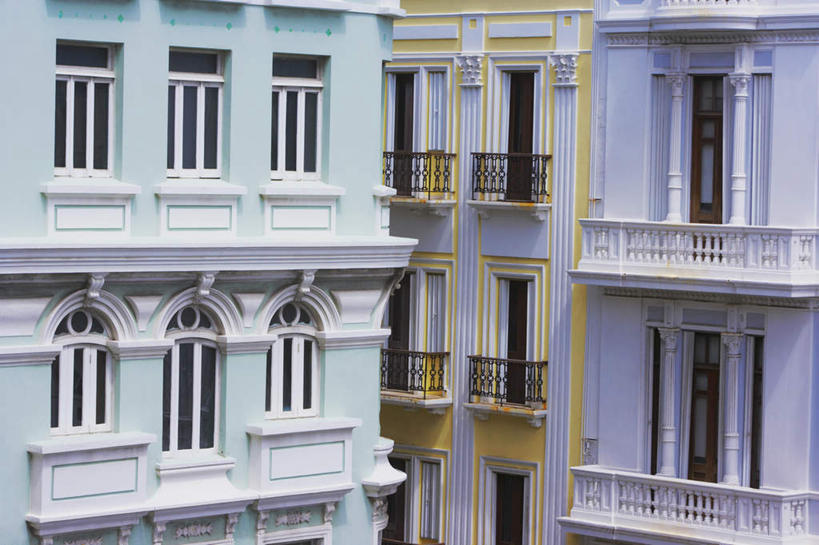 无人,家,横图,俯视,室外,白天,旅游,度假,美景,别墅,窗户,城市风光,标志建筑,城市,地标,建筑,阴影,光线,影子,房屋,屋子,景观,公寓,娱乐,建设,洋房,楼房,玻璃窗,住宅,阳光,享受,休闲,景色,放松,北美,北美洲,美洲,圣胡安,首府,北亚美利加洲,亚美利加洲,圣胡安市,波多黎各,波多黎各自由邦,大安的列斯群岛,彩图,高角度拍摄,房子