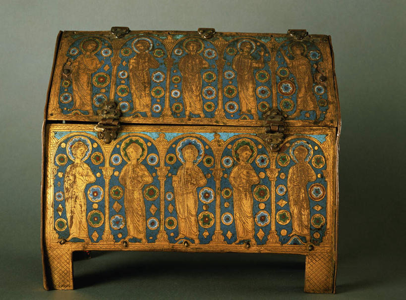 无人,横图,室内,特写,白天,正面,静物,金属制品,阴影,灰色背景,朦胧,模糊,装饰,光线,金属,影子,墙,墙壁,墙面,灰色,容器,摄影,影棚,古董,储藏,铁盒,华丽,修饰,点缀,储存,古玩,衬托,美观,雅致,雅观,彩图,影棚拍摄,拍摄,贮存