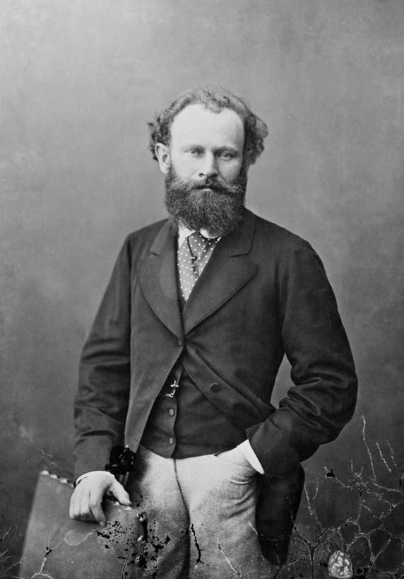 西方人,脸,头,脸颊,胡须,一个人,无人,画家,站,竖图,黑白,室内,白天,正面,衬衫,西装,绘画,油画,欧洲,欧洲人,仅一个男性,仅一个人,套装,正装,艺术,领带,古典,注视,职业装,文化,工艺品,观察,看,品味,站着,仅一个老年男性,观看,美术,察看,高雅,关注,单手抄兜,单手放兜,美学,爱德华.马奈,马奈,老年男性,男人,男性,白种人,头部,胡子,络腮胡,脸部,脸蛋,面部,插兜,手插兜,手放口袋,站立,半身,衬衣,手抄兜