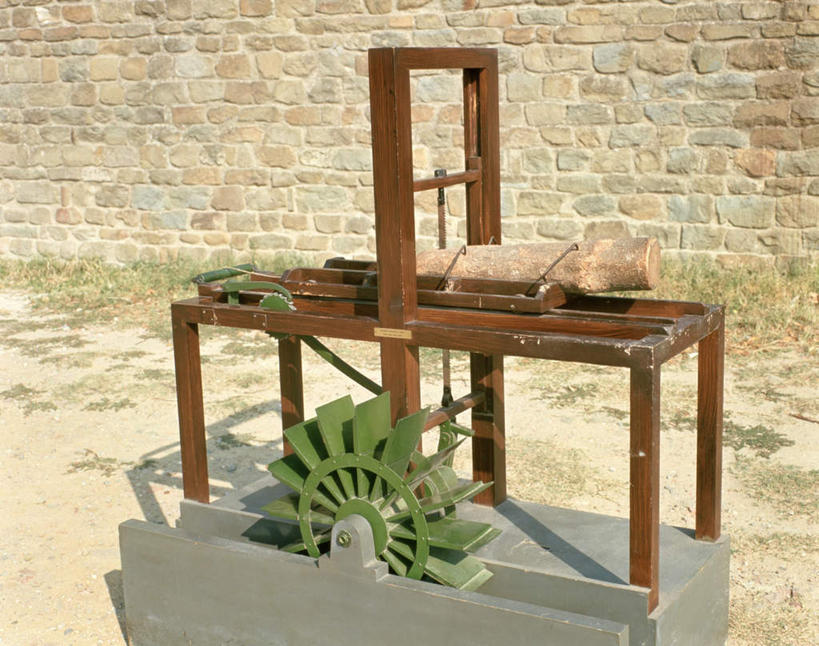 无人,横图,室外,白天,正面,机器,零件,齿轮,石头,连接,阴影,组合,光线,石子,影子,墙,墙壁,墙面,阳光,发动机,机械,链接,五金,紧固,拼接,拼凑,拼合,凑集,聚合,撮合,链结,牢固,石块,岩石,彩图