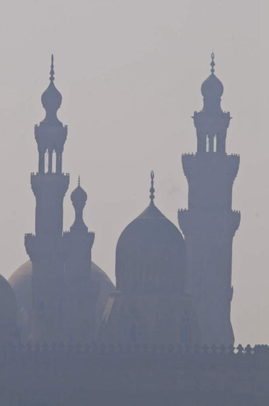 无人,竖图,室外,白天,正面,旅游,度假,雾,标志建筑,城市,地标,建筑,非洲,埃及,开罗,节日,朦胧,模糊,首都,文化,娱乐,建设,祈祷,享受,休闲,健康,旅游胜地,放松,许愿,宗教,信仰,纪念,祈求,迷雾,伊斯兰教,古埃及,清真寺,北非,首府,阿拉伯埃及共和国,金字塔之国,棉花之国,阿非利加洲,开罗省,平安,大雾,彩图