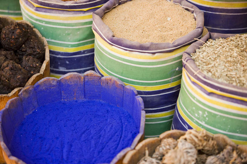 无人,横图,俯视,彩色,室外,白天,旅游,度假,城市,袋子,非洲,埃及,开罗,一排,许多,阴影,整齐,光线,影子,调味,香料,佐料,首都,麻袋,娱乐,货摊,排列,阳光,容器,享受,休闲,健康,放松,储藏,五颜六色,色彩斑斓,配料,古埃及,储存,队列,销售,五彩缤纷,贩卖,北非,首府,阿拉伯埃及共和国,金字塔之国,棉花之国,作料,五彩斑斓,阿非利加洲,开罗省,安康,康健,五光十色,彩图,高角度拍摄,贮存