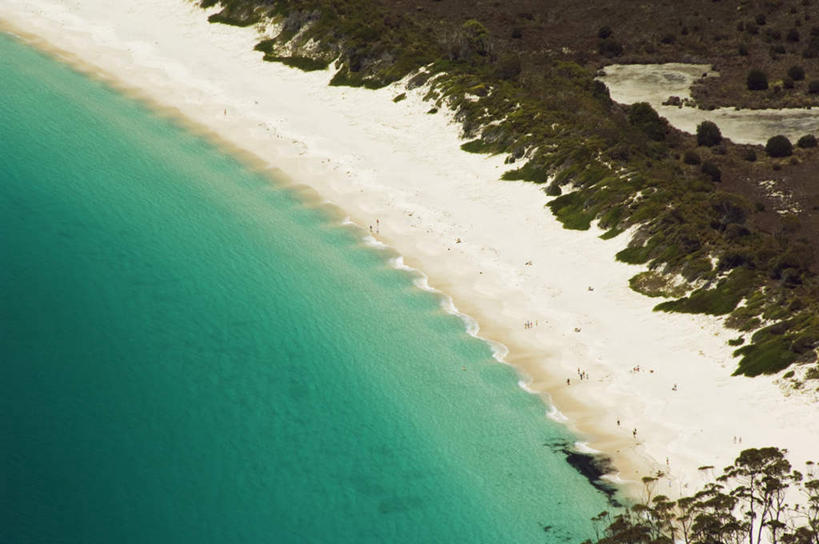 无人,横图,俯视,航拍,室外,白天,草地,草坪,海浪,海洋,沙滩,山,山脉,植物,澳大利亚,阴影,光线,沙子,影子,海岸,浪花,山峰,沙地,山峦,草,树,树木,绿色,阳光,自然,海水,群山,生长,成长,鸟瞰,大洋洲,澳洲,海景,南方大陆,澳大利亚联邦,科尔斯湾,大海,风浪,海,海水的波动,海滩,近岸浪,涌浪,彩图,高角度拍摄