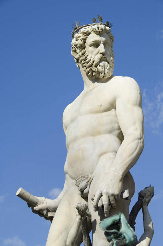 西方人,裸体,一个人,无人,站,竖图,室外,白天,仰视,度假,美景,城市风光,城市,雕塑,意大利,欧洲,欧洲人,仅一个男性,仅一个人,仅一个中年男性,握,阴影,艺术,装饰,光线,雕刻,雕像,影子,景观,拿,拿着,注视,娱乐,蓝色,蓝天,天空,阳光,工艺品,天,观察,看,站着,享受,休闲,景色,放松,握着,晴朗,观看,纪念,战士,美术,察看,托斯卡纳,关注,南欧,主题,陈列,佛罗伦萨市政广场,万里无云,意大利共和国,功能,美学,兵士,托斯卡纳大区,赤身,男人,男性,中年男性,白种人,晴空,晴空万里,站立,彩图,低角度拍摄